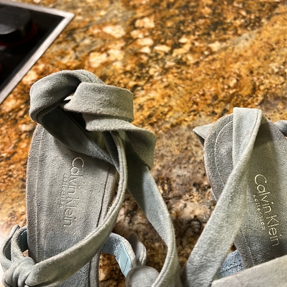 Calvin Klein collection 38.5 blue suede wrap around strap sandals good condition - Picture 2 of 4